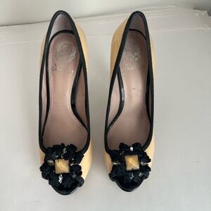 💕 Vince Camuto patent leather‎ 4” heel Size 8